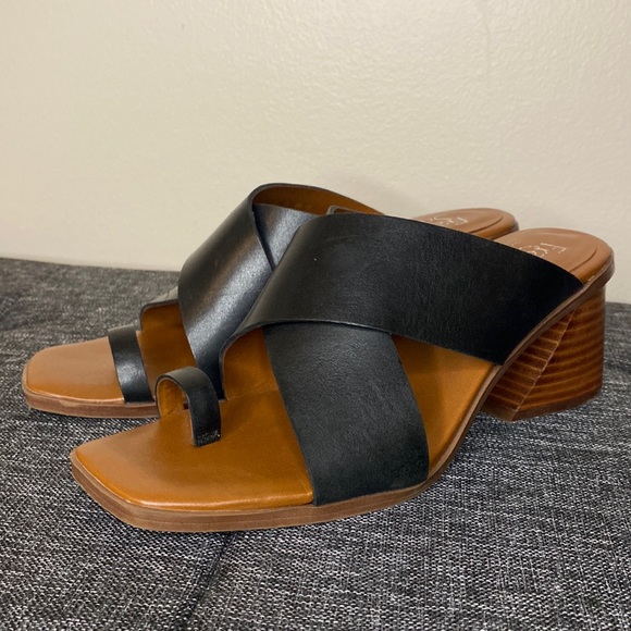 Franco Sarto Safia Block Heel Sandal - Picture 2 of 6
